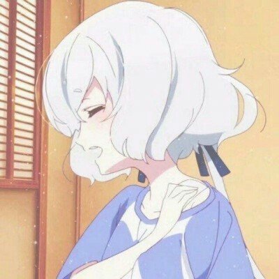 学校让女生抱着假娃娃吃饭防早恋