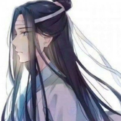美女COS《巫师3》叶奈法惊艳绝伦 白嫩香肩紫眸勾人